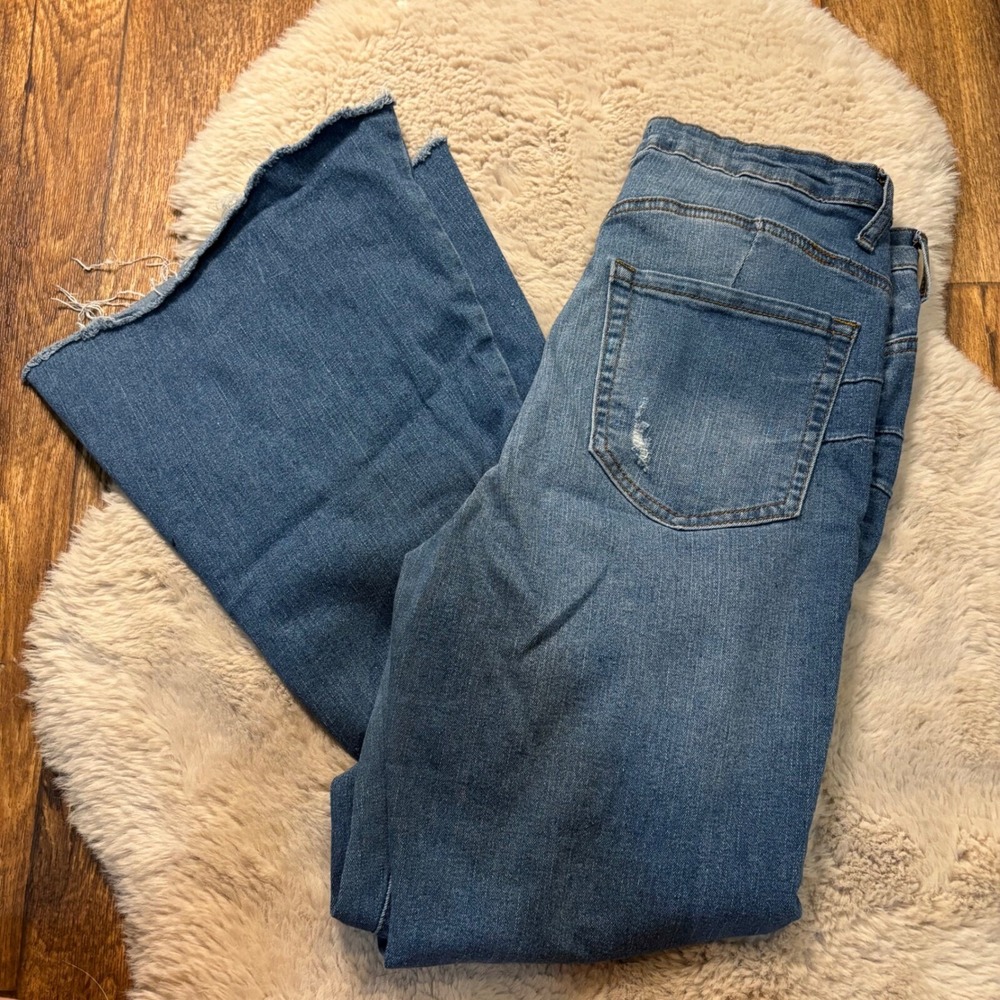Skinny Fries Denim Jean Size 11 Flare Light Distressed Medium Blue Raw Hem - Picture 13 of 13